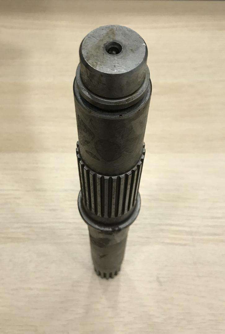 Вал гидромотора и редуктора хода GM17V-A К
