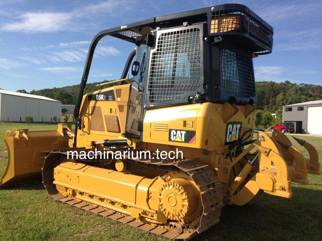 БУЛЬДОЗЕР CAT D5K2