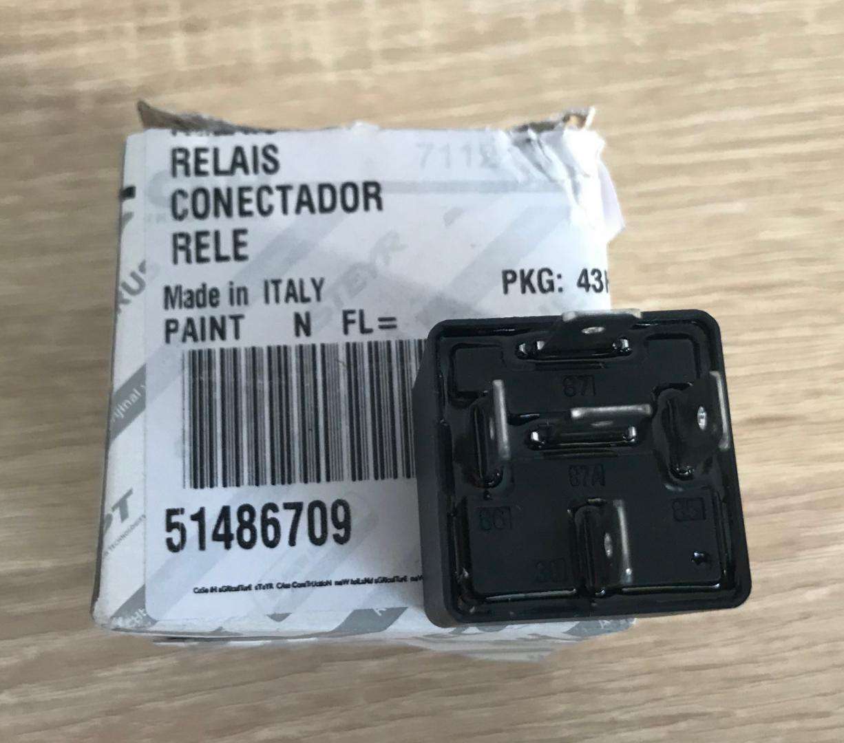 Реле 51486709